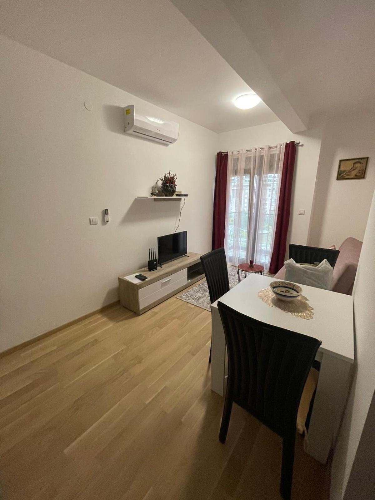 Ivona 1 Apartment Rafailovici Exterior photo